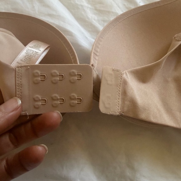 SKIMS Beige Nude Push Up Seamless Bra 34b - Picture 5 of 7